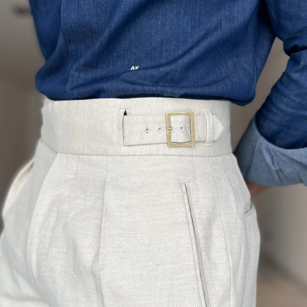 Ecru Linen Blend High-Waisted Trousers – Double Pleats & Buckle Adjusters